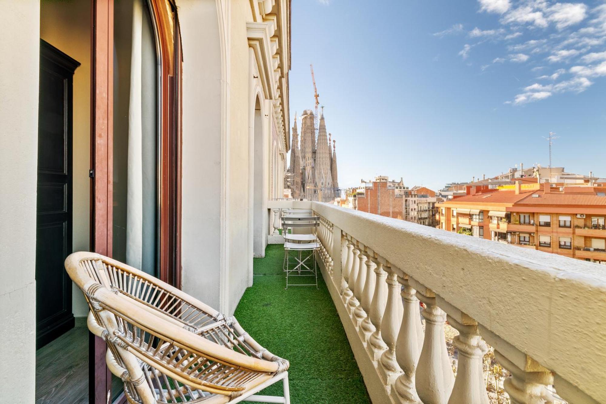 Suite Home Sagrada Familia Барселона Номер фото