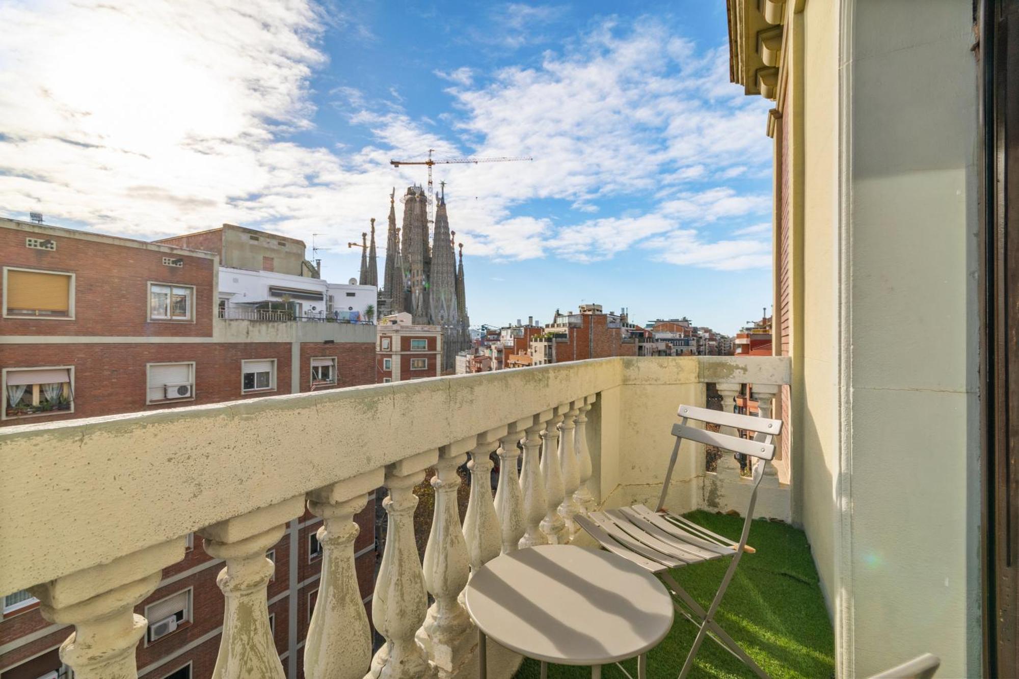 Suite Home Sagrada Familia Барселона Номер фото